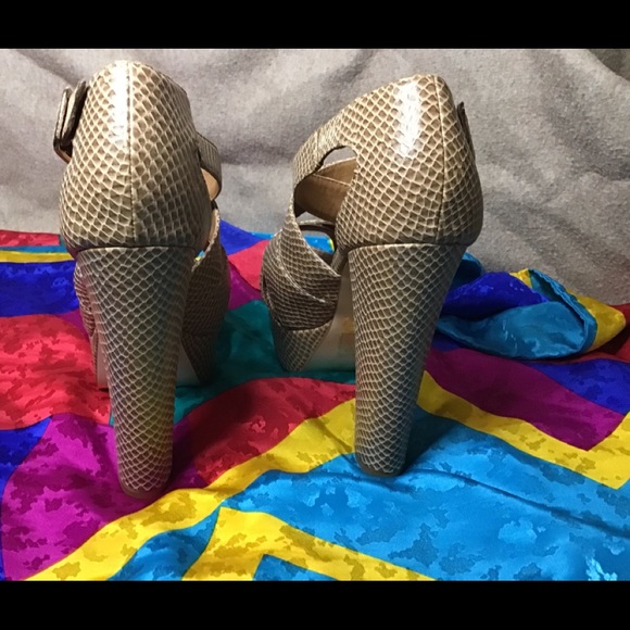 (#14) Izabella Rue Alda Platform Stiletto Sandals - Picture 4 of 9